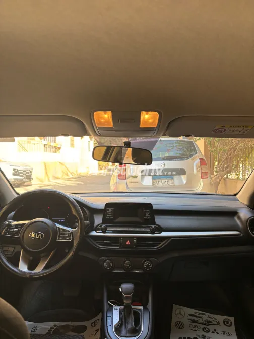 Kia Grand Cerato 2021 White Automatic Used for Sale in Greater Cairo ( Cairo + Giza) - 4