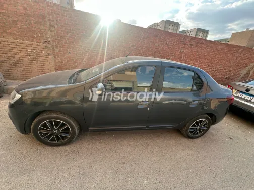 Renault Logan 2020 Gray Automatic Used for Sale in Greater Cairo ( Cairo + Giza) - 6