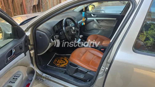 Skoda Fantasia 2010 Beige Automatic Used for Sale in Greater Cairo ( Cairo + Giza) - 6