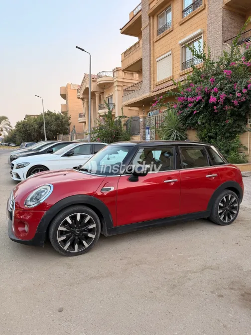 Mini Cooper 2016 Red Automatic Used for Sale in Greater Cairo ( Cairo + Giza) - 3