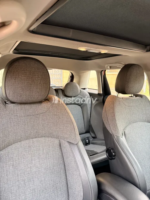 Mini Cooper 2016 Red Automatic Used for Sale in Greater Cairo ( Cairo + Giza) - 5