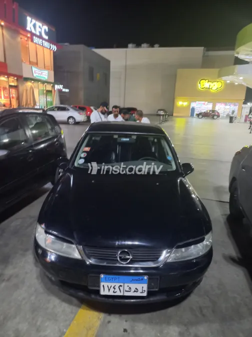 Opel Vectra 2002 Black Automatic Used for Sale in Greater Cairo ( Cairo + Giza) - 5