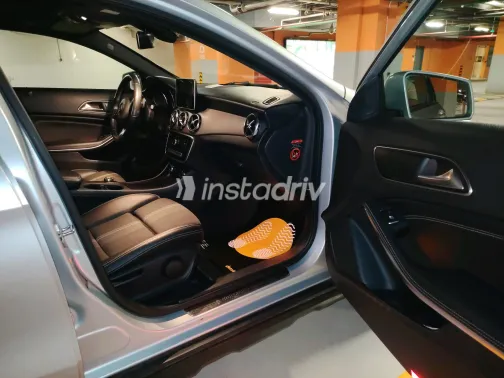 Mercedes GLA 200 2019 Silver Automatic Used for Sale in Greater Cairo ( Cairo + Giza) - 1
