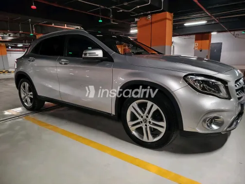 Mercedes GLA 200 2019 Silver Automatic Used for Sale in Greater Cairo ( Cairo + Giza) - 5