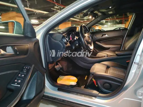 Mercedes GLA 200 2019 Silver Automatic Used for Sale in Greater Cairo ( Cairo + Giza) - 9
