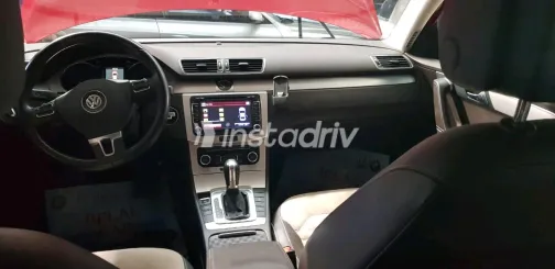 Volkswagen Passat 2012 Red Automatic Used for Sale in Greater Cairo ( Cairo + Giza) - 6