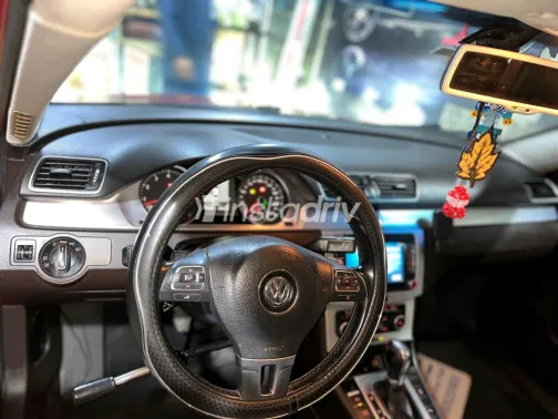 Volkswagen Passat 2012 Red Automatic Used for Sale in Greater Cairo ( Cairo + Giza) - 7