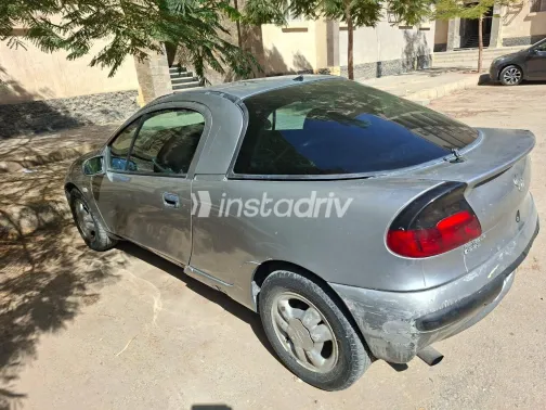Opel Tigra 1997 Silver Automatic Used for Sale in Greater Cairo ( Cairo + Giza) - 4