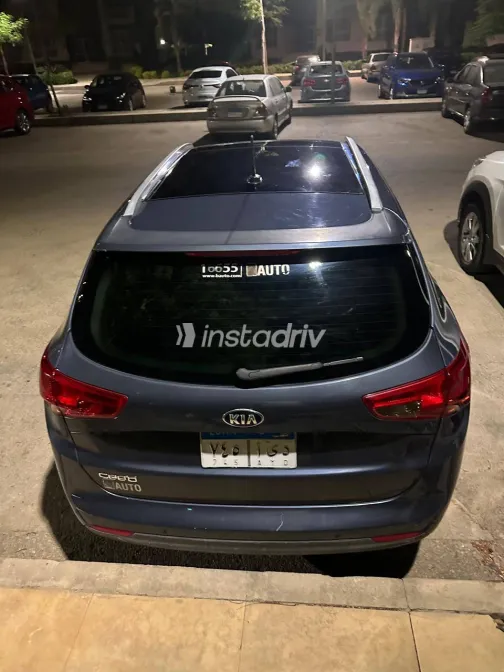 Kia Ceed 2018 White Automatic Used for Sale in Greater Cairo ( Cairo + Giza) - 1