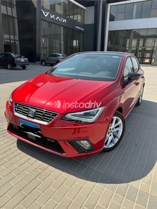 Seat Ibiza 2025 Red Automatic Used for Sale in Greater Cairo ( Cairo + Giza) - 5