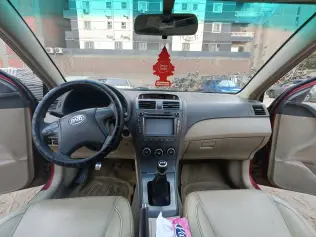 Byd L3 2015 Red Manual Used for Sale in Greater Cairo ( Cairo + Giza)