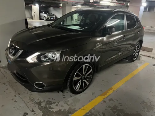 Nissan Qashqai 2017 Brown Automatic Used for Sale in Greater Cairo ( Cairo + Giza) - 3