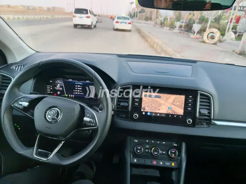 سكودا كاروك 2021 فضي أوتوماتيك مستعملة للبيع في القاهرة الكبرى ( القاهرة - الجيزة) - 3