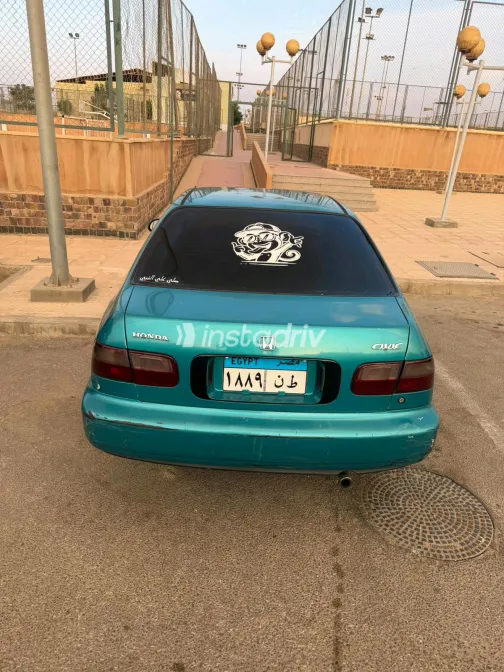 Honda Civic 1993 Green Automatic Used for Sale in Greater Cairo ( Cairo + Giza) - 4