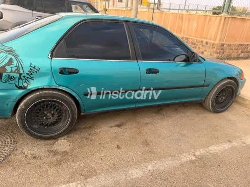 Honda Civic 1993 Green Automatic Used for Sale in Greater Cairo ( Cairo + Giza) - 9