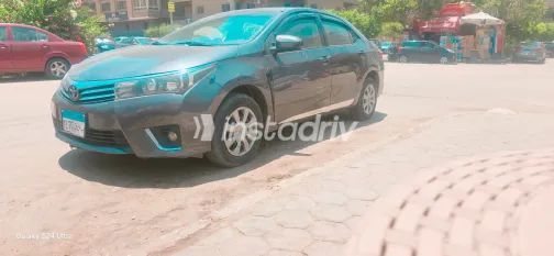 Toyota Corolla 2014 Gray Automatic Used for Sale in Greater Cairo ( Cairo + Giza) - 1