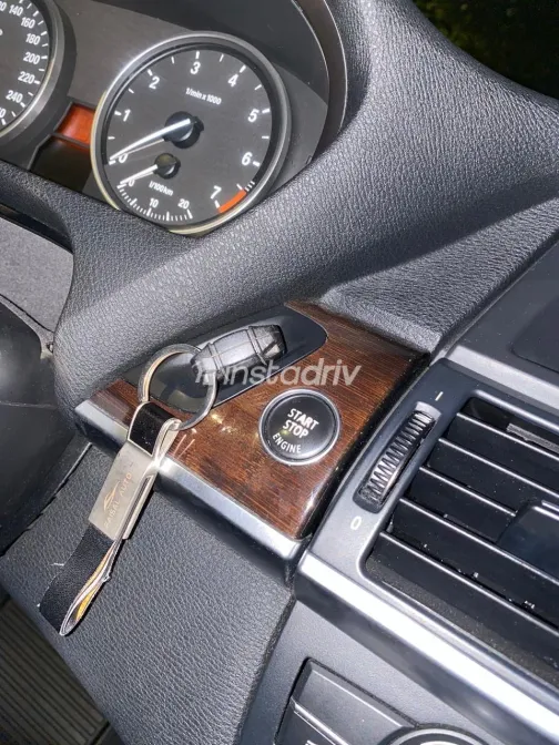 BMW X5 2009 Black Automatic Used for Sale in Greater Cairo ( Cairo + Giza) - 9