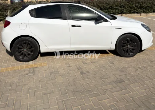 Alfa Romeo Giulietta 2020 White Automatic Used for Sale in Greater Cairo ( Cairo + Giza) - 3
