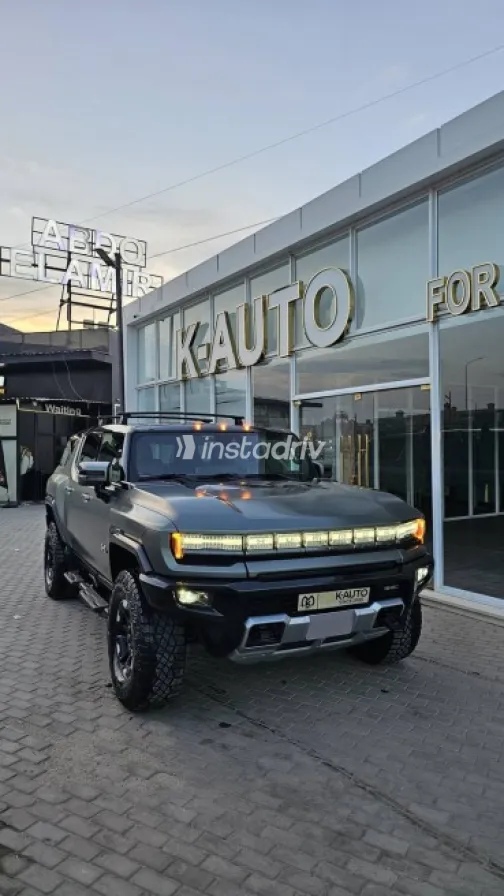 Gmc Hummer EV 2024 Gray Automatic Used for Sale in Giza - 2