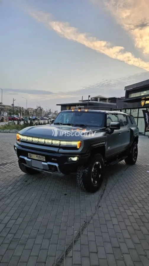 Gmc Hummer EV 2024 Gray Automatic Used for Sale in Giza - 3