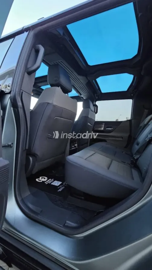 Gmc Hummer EV 2024 Gray Automatic Used for Sale in Giza - 7