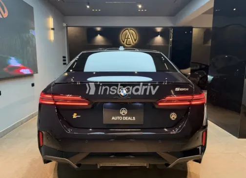 BMW 520 2025 Dark Blue Automatic Used for Sale in Cairo - 6
