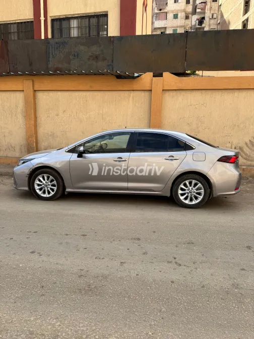 Toyota Corolla 2020 Silver Automatic Used for Sale in Greater Cairo ( Cairo + Giza) - 6