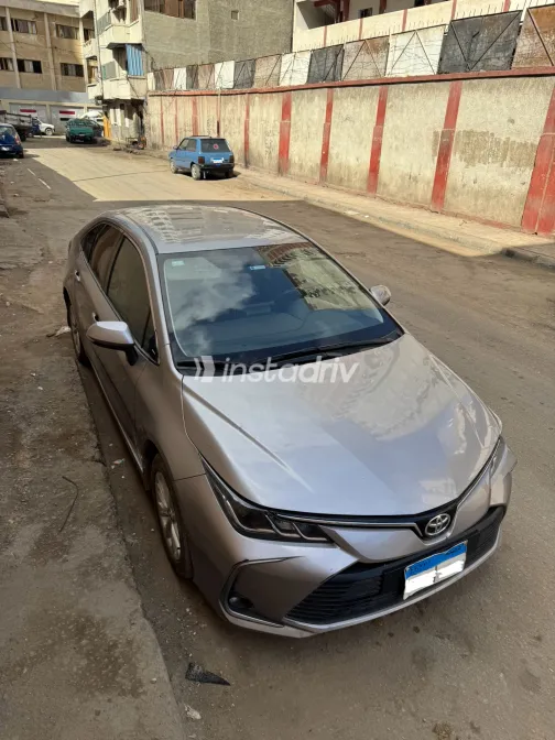 Toyota Corolla 2020 Silver Automatic Used for Sale in Greater Cairo ( Cairo + Giza) - 10