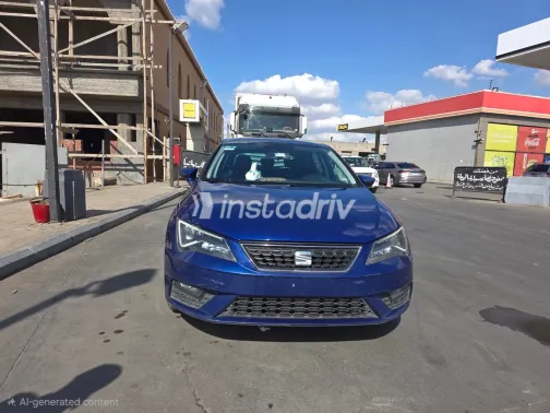 Seat Leon 2018 Blue Automatic Used for Sale in Greater Cairo ( Cairo + Giza) - 9