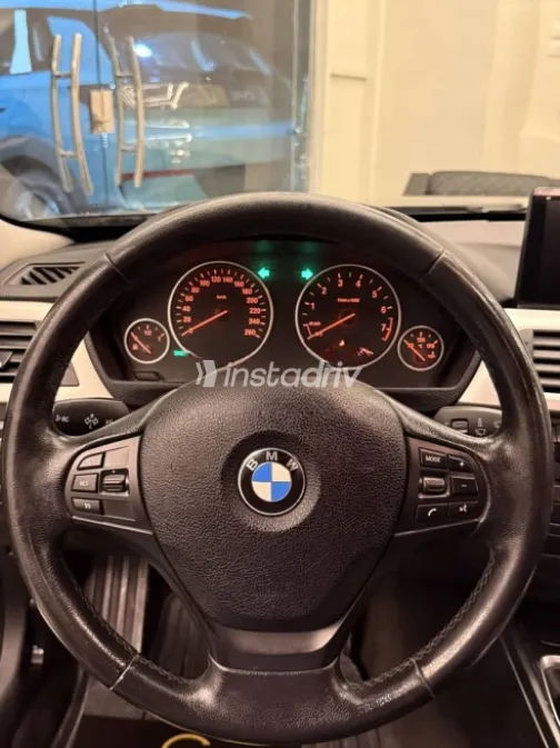 BMW 316 2014 Black Automatic Used for Sale in Nasr city - 7