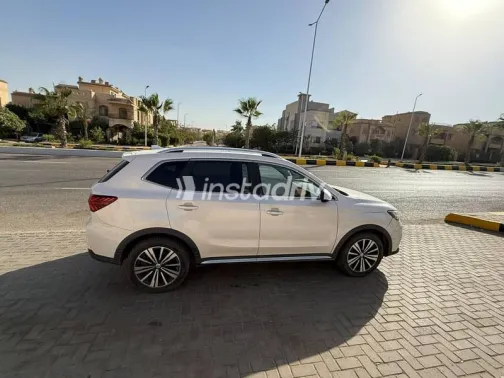 ام جى ار اكس 5 2022 أبيض أوتوماتيك مستعملة للبيع في الجيزة - 7