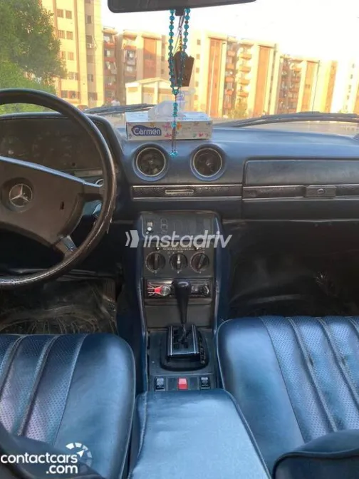Mercedes A 200 1981 White Automatic Used for Sale in Greater Cairo ( Cairo + Giza) - 5