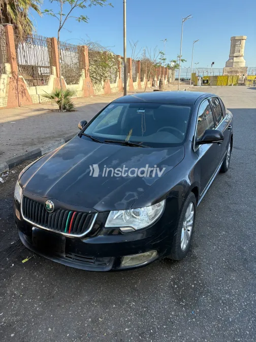 Skoda Superb 2010 Black Automatic Used for Sale in Greater Cairo ( Cairo + Giza) - 2