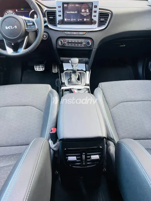 Kia Xceed 2024 White Automatic Used for Sale in Greater Cairo ( Cairo + Giza) - 1