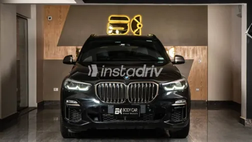 بي ام دبليو X5 2020 أسود أوتوماتيك مستعملة للبيع في القاهرة - 1