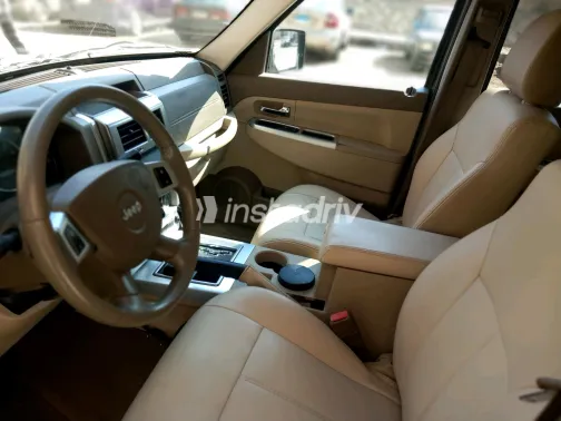 Jeep Cherokee 2009 Black Automatic Used for Sale in Greater Cairo ( Cairo + Giza) - 7