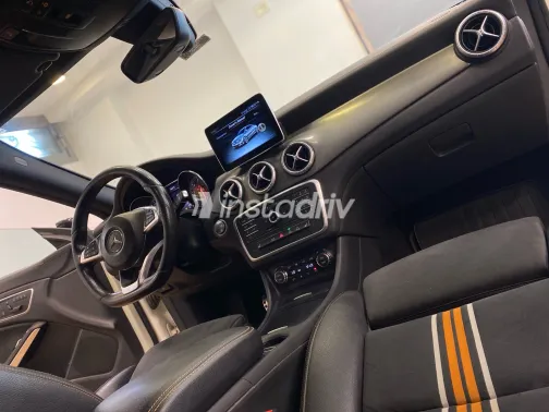Mercedes CLA 200 2016 White Automatic Used for Sale in Greater Cairo ( Cairo + Giza) - 6