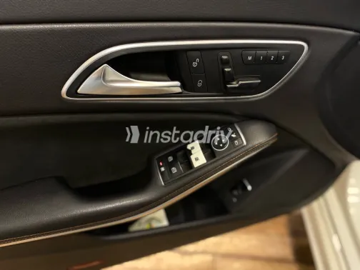 Mercedes CLA 200 2016 White Automatic Used for Sale in Greater Cairo ( Cairo + Giza) - 7