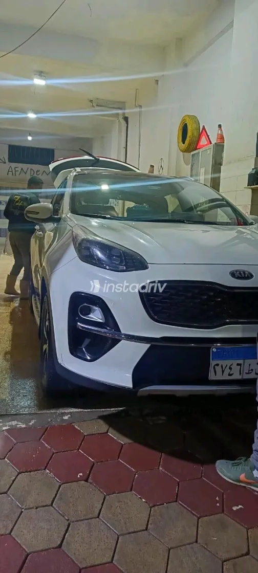 كيا سبورتاج 2020 أبيض أوتوماتيك مستعملة للبيع في القاهرة الكبرى ( القاهرة - الجيزة) - 3