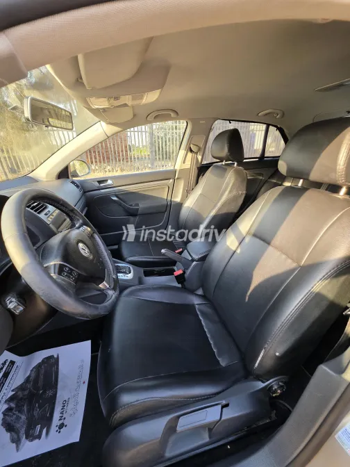Volkswagen Jetta 2008 Gold Automatic Used for Sale in Greater Cairo ( Cairo + Giza) - 9