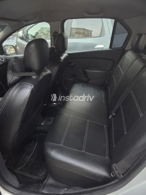 Renault Logan 2016 Silver Manual Used for Sale in Cairo - 8
