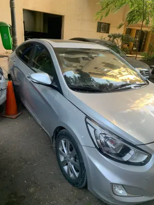 Hyundai Accent RB 2023 Silver Automatic Used for Sale in Greater Cairo ( Cairo + Giza)
