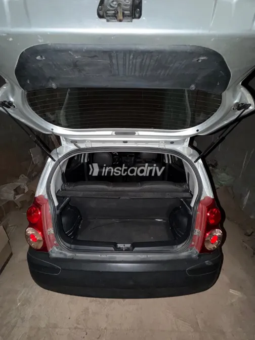 Kia Picanto 2010 Silver Manual Used for Sale in Greater Cairo ( Cairo + Giza) - 8