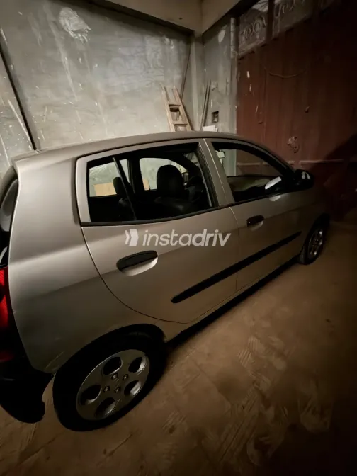 Kia Picanto 2010 Silver Manual Used for Sale in Greater Cairo ( Cairo + Giza) - 9