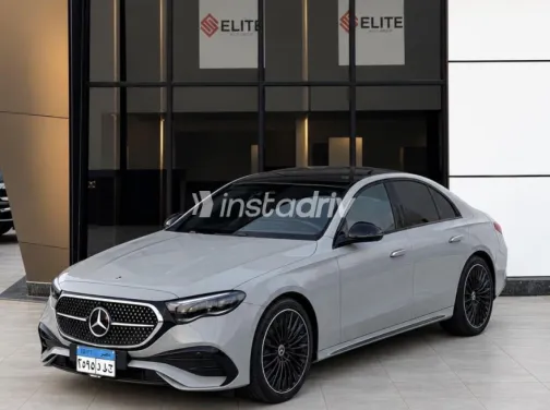Mercedes E 200 2025 White Automatic Used for Sale in Sheikh Zayed City - 1