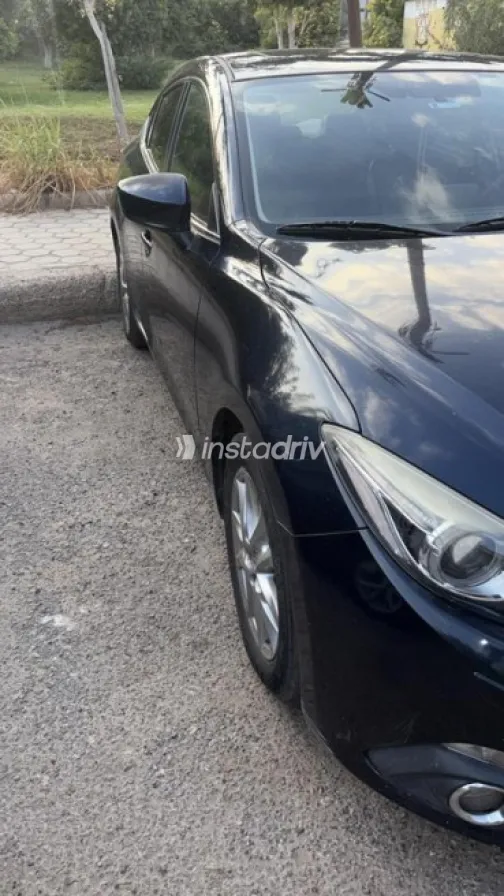 مازدا 3 2015 أزرق أوتوماتيك مستعملة للبيع في القاهرة - 1
