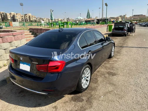BMW 318 2019 White Automatic Used for Sale in Greater Cairo ( Cairo + Giza) - 9