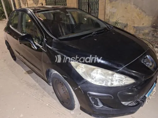 بيجو 308 2011 أسود أوتوماتيك مستعملة للبيع في 6 أكتوبر - 4