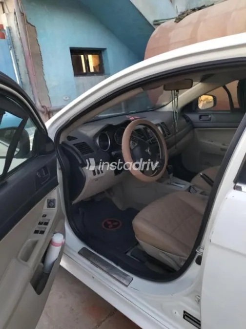 Mitsubishi Lancer EX Shark 2015 White Automatic Used for Sale in Giza - 7