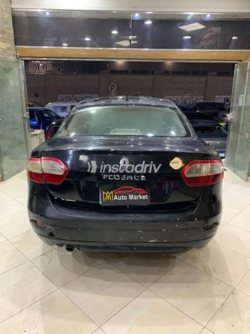 Renault Fluence 2015 Black Automatic Used for Sale in Giza - 7